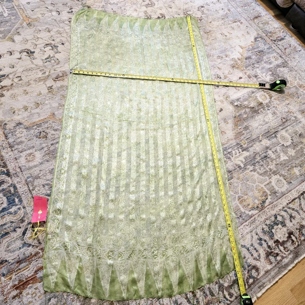 NEW!! Silk 